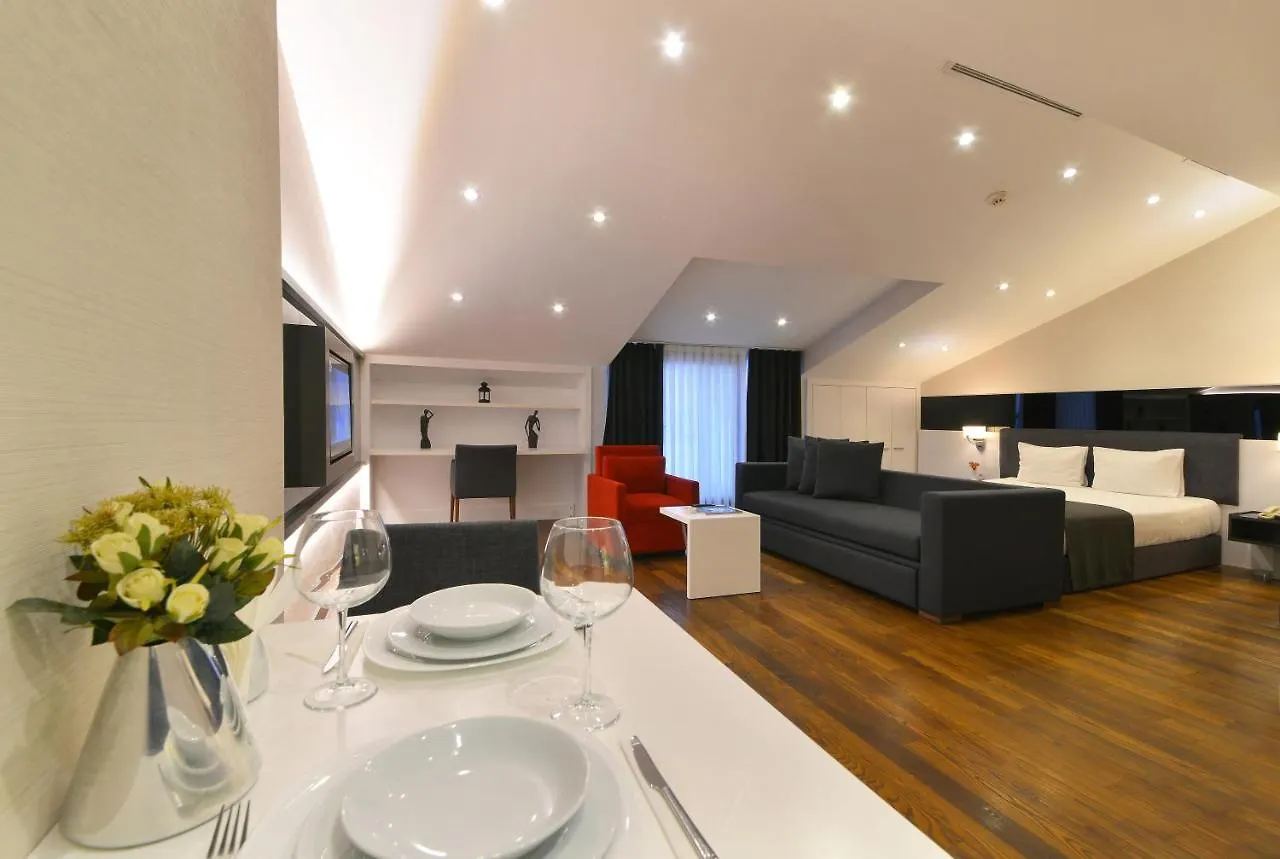 Nish Istanbul Suites & Hotel